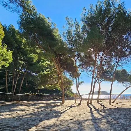 Superbe Vue - Plage, Piscine Et Tennis Prive *